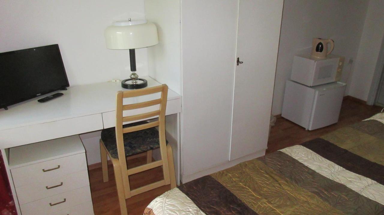 Nepi Hotell Tallin Zewnętrze zdjęcie